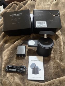 3-in-1 Magnetic Wireless Charger S7