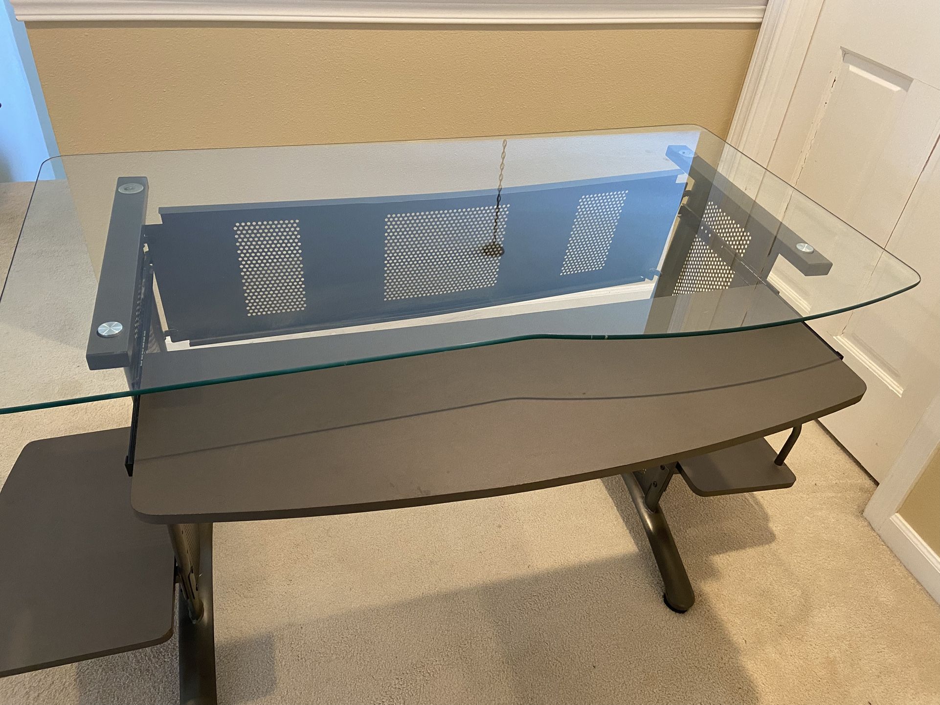 Nice Desk For Sale