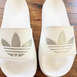 Excellent Condition Adidas Adilette Slides mens 10