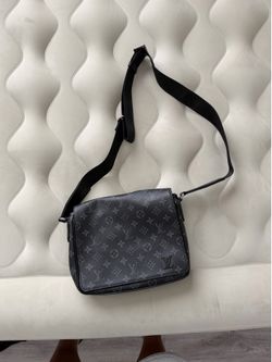 Louis Vuitton Messenger Bag