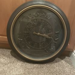 Faith, Hope, Love Clock