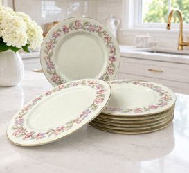 Castleton Fantasy Dinner Plates 10 3/4” Gold Trim Floral Set 8 USA Vintage
