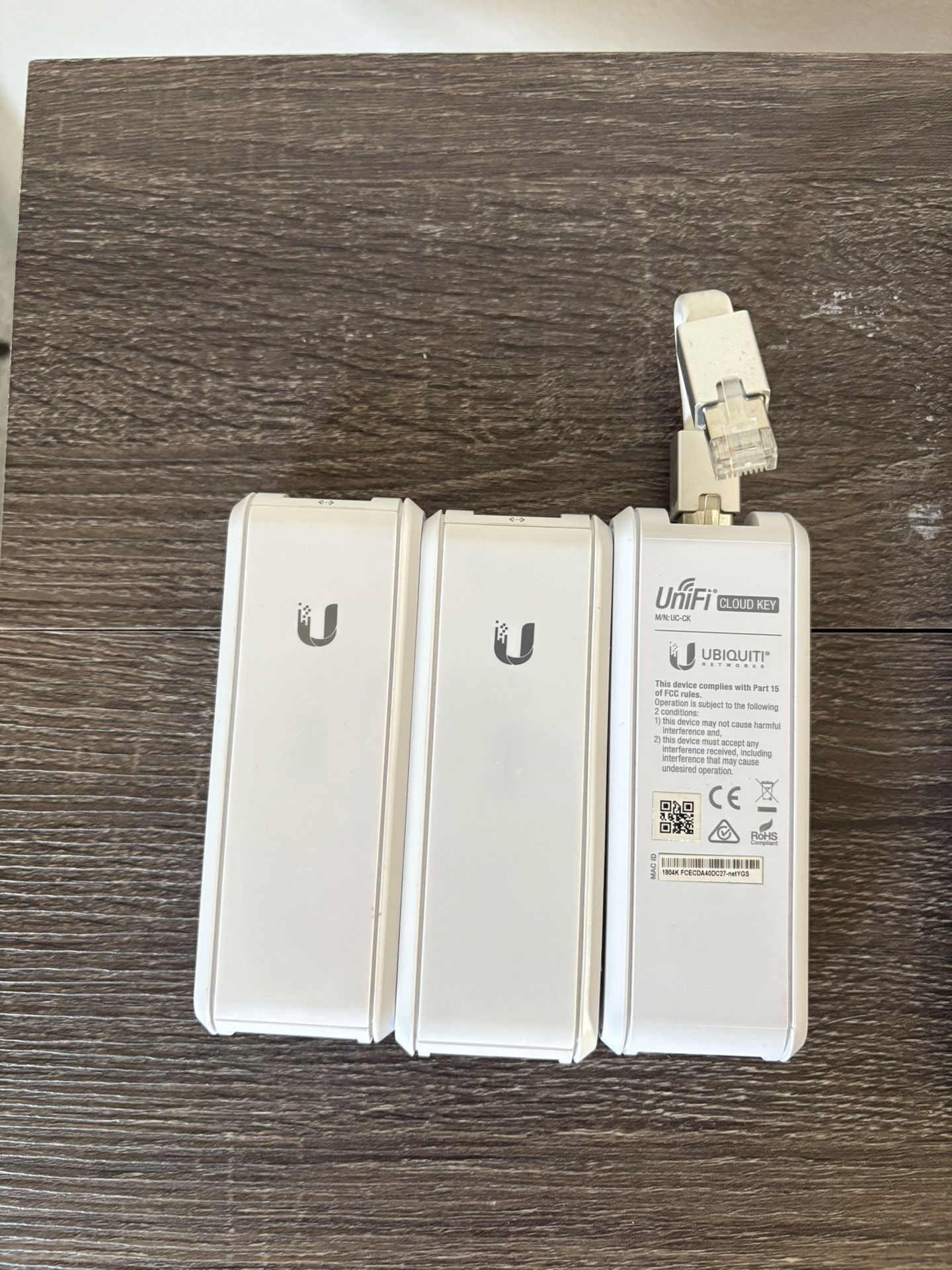 Ubiquiti UniFi USG + 3x Cloud Key – Full Working Set – $95