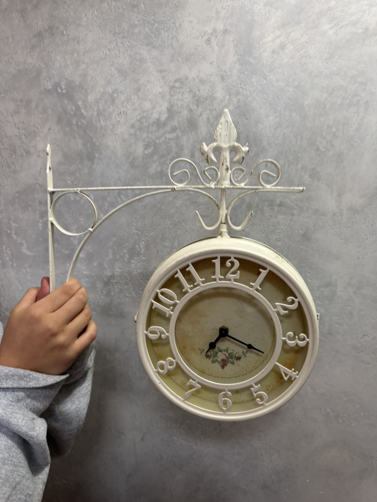 Hanging Clock