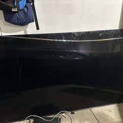Broken Samsung 85" QLED Frame TV (turns on w/ white screen, sound works)