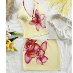 SHEIN Beach Outfit  Large 