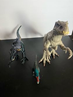 Jurassic World Dinosaur Action Figures Set of 3