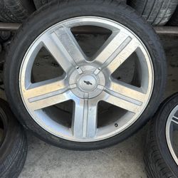 Rims. 24  6 Lugs