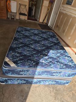 Full Mattress and Box Spring Set
