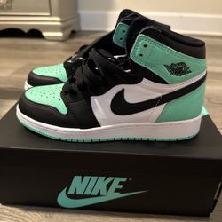 jordan 1 ‘Green Glow’