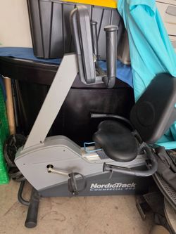 NordicTrack Commercial 400 Recumbent Bike
