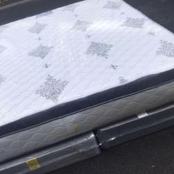 King Size Pillow Top MEDIUM FIRM 13”BRAND NEW( Box Spring Include) We Deliver