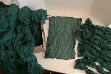 130 Emerald Green Cheesecloth Napkins – 21" × 21"