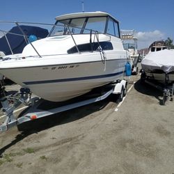 2006 Bayliner 222 Classic Cruiser