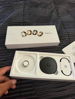 RingConn Smart Ring with Charger