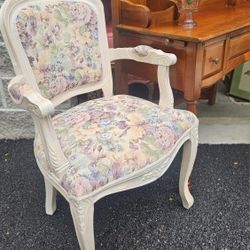 Lovely Floral Chair! 