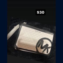 Michael Kors Clutch 