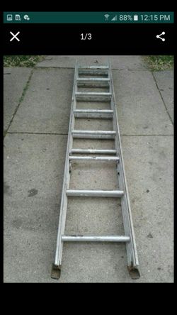 8ft LADDER extends to 16ft