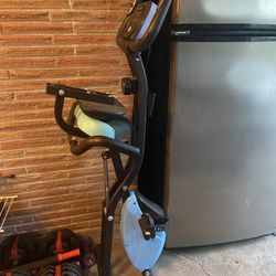 Lanos Exercise Bike