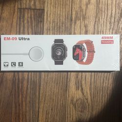 EM-09 Ultra Smart Watch 