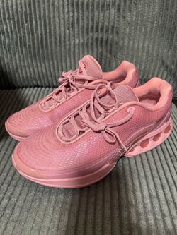 Nike air max women’s shoes