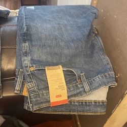 Levis 541