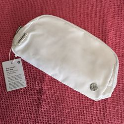Lulu Belt Bag