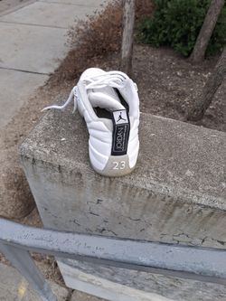 J's