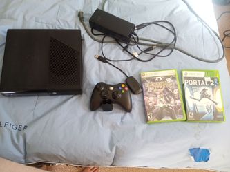 Xbox 360 Console Bundle with Controller and Games
