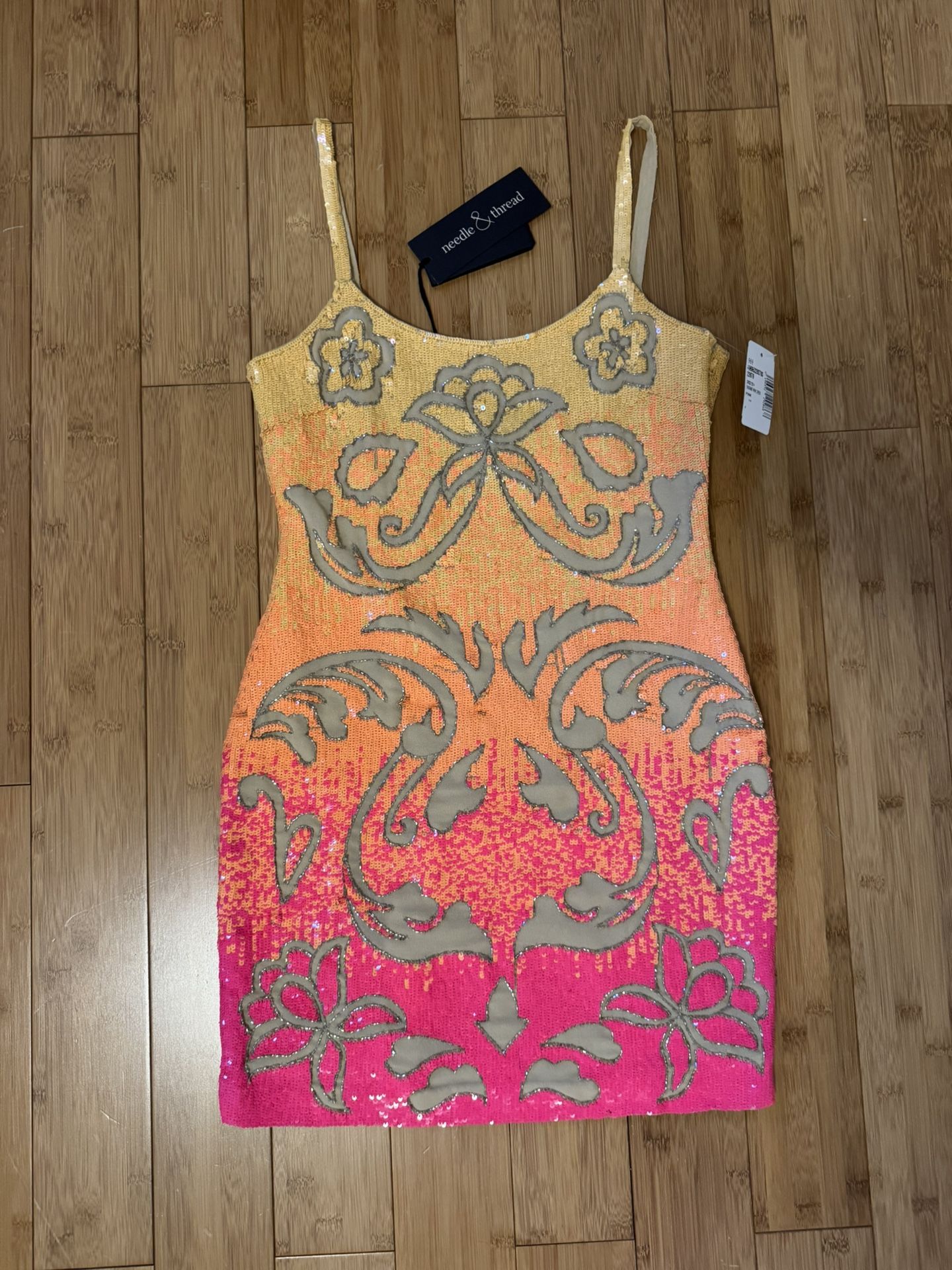 NEW nwt Needle & Thread Dress Pink Orange Yellow Sequin Dress size 4
