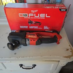 Milwaukee  Hole Hawg 18 v