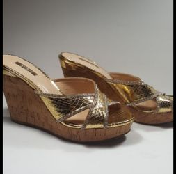 WOMEN WEDGE CORK SANDALS ■ SIZE 7 ■ GUESS BRAND ■ RETAIL $65