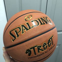 Spalding Basketball 