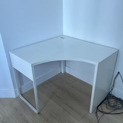 Corner Desk