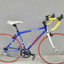 Fuji Newest Aluminum Rosd Bike Great Condition Ready To Ride