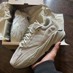 Yeezy Boost 700 Salt