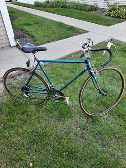 Schwinn Continental 2 blue for Sale in Ind Head Park IL OfferUp