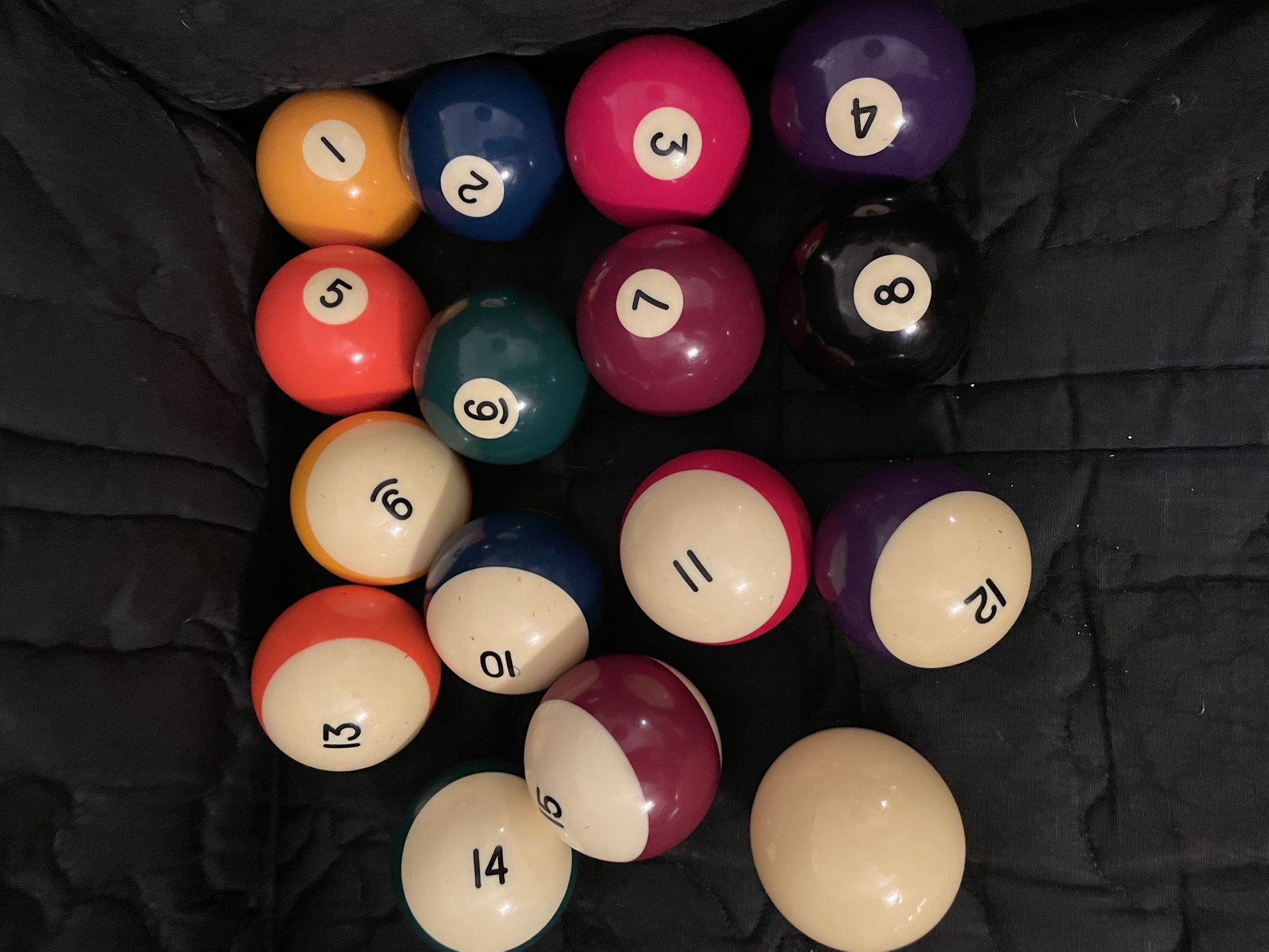 Set Of Pool Balls