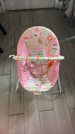 Bright Stars Vibrating Bouncer With Toy Bar