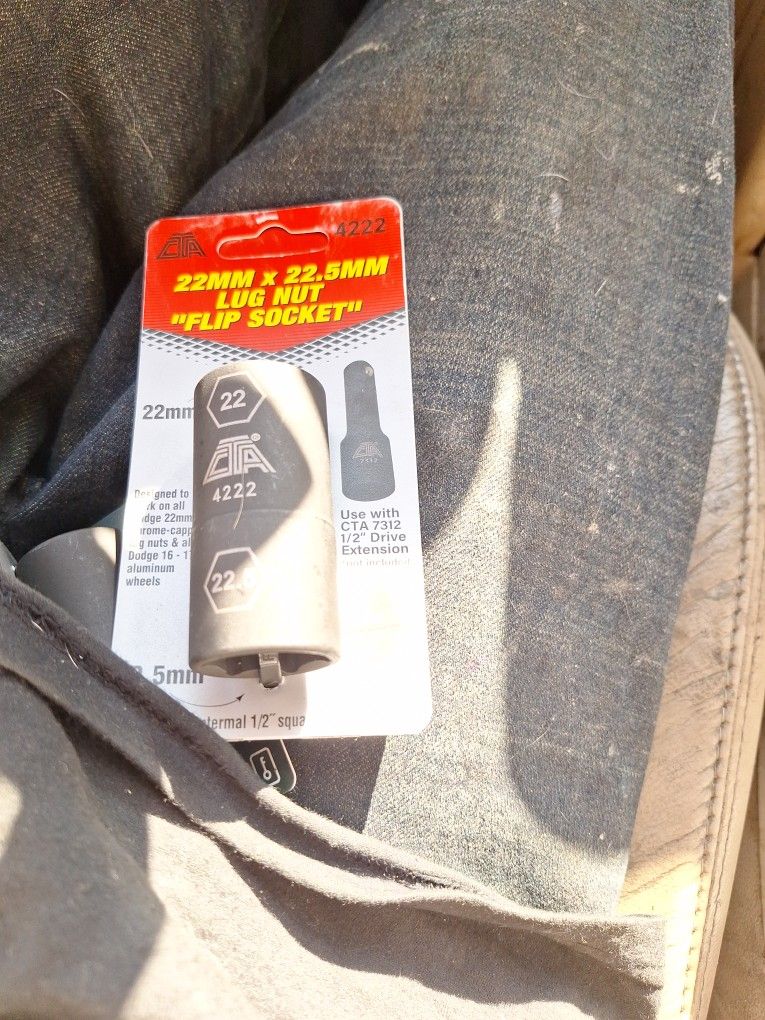 22mm X 22.5mm Socket