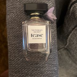 Victoria secret tease perfume (3.4 Fl Oz)
