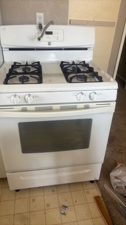 Gas stove
