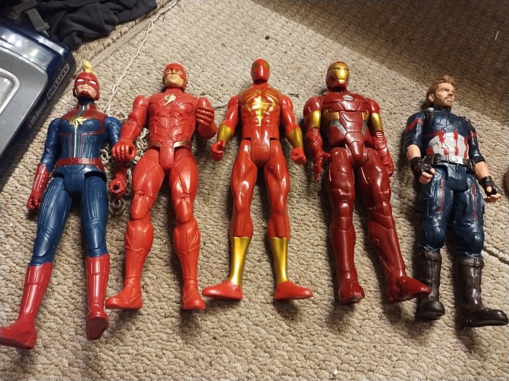 Captain Marvel America Ironman +DC Figure Collectable 