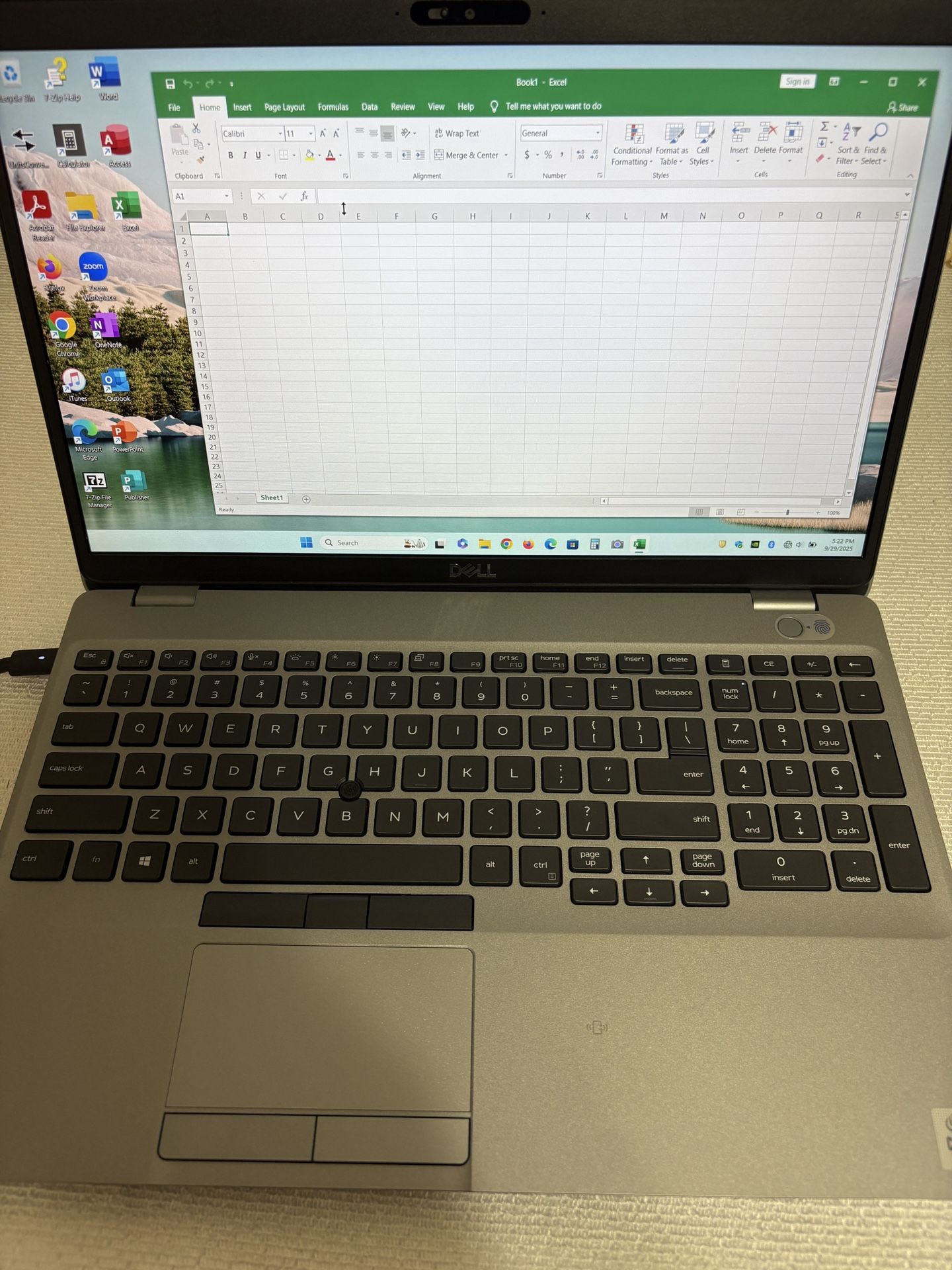 ***Dell laptop Windows 11 PRO, Microsoft Office 2019 PRO PLUS, i7 10thGen, 15.6 inches, NVIDIA 4 GB***