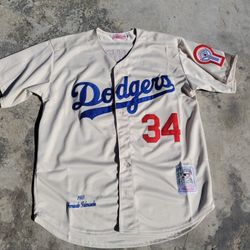 Valenzuela 34 Jersey In Cream Los Angeles Dodgers 