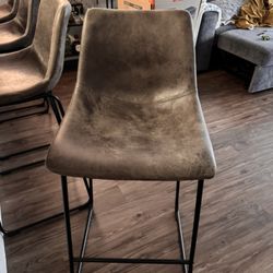 Bar stools / High Chairs