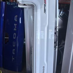 2019 2022 GMC Sierra Tailgate 