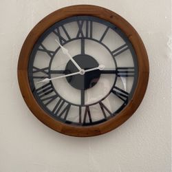 Clock, 15 Inch Diameter