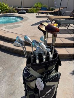 Callaway Golf Bag With (FIRST FLIGHT) Golf Clubs