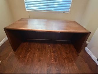 Beautiful 3 piece commercial office furniture set